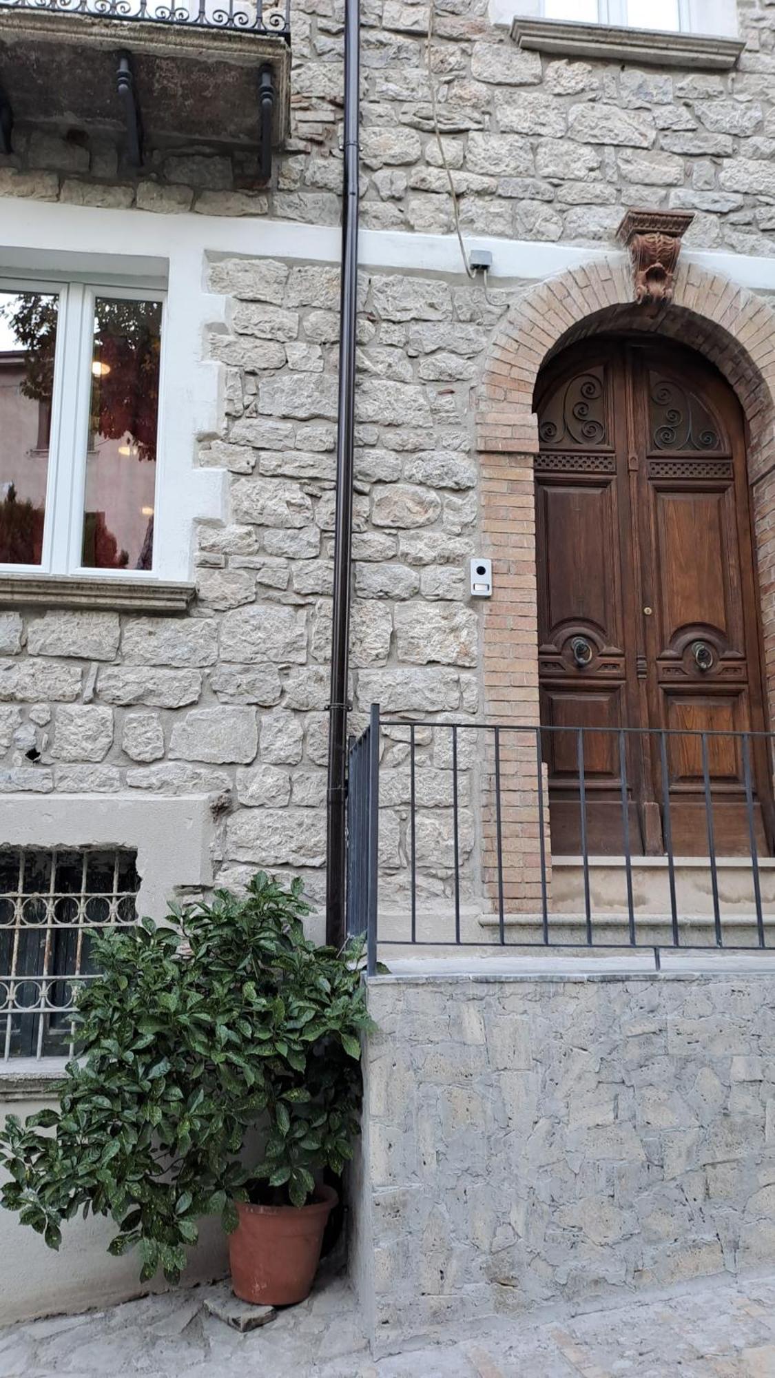 Guesthouse Affittacamere Padre Pio Morcone Centro Exterior foto